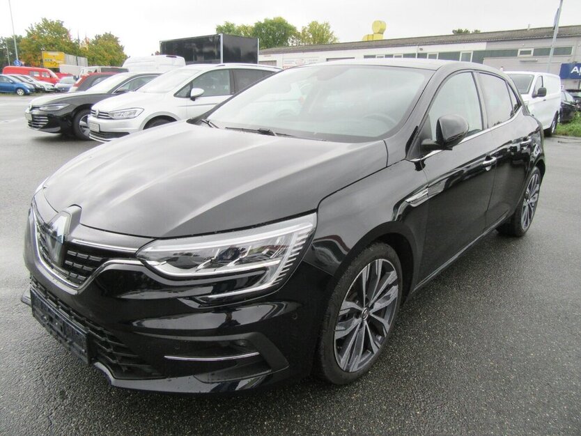 Renault Megane Techno Automatik 24.000 km 22.950 € Gernsheim 64579