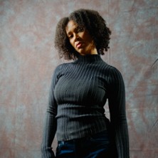 Luna Simao - Zwischen zwei Welten Club Tour 2026 07.04.2026 Brotfabrik