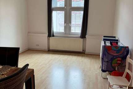 Wohnung zum Mieten in Frankfurt am Main 960 € 82 m² 3 zimmer