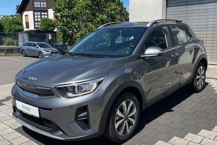 Kia Stonic 1.500 km 21.400 € Wiesbaden 65199