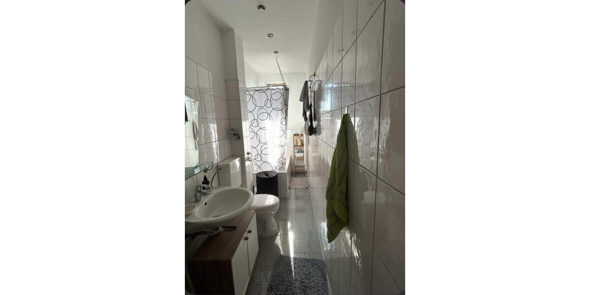 Etagenwohnung Frankfurt am Main Ostend - 2 Zimmer, 54 m&sup2;, 970&euro; | Angebot:26299951