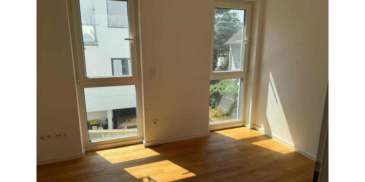 Doppelhaushälfte Frankfurt am Main West - 4 Zimmer, 113 m&sup2;, 2.300&euro; | Angebot:26093726