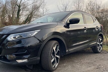 Nissan Qashqai 70.000 km 14.900 &euro; Frankfurt 60386