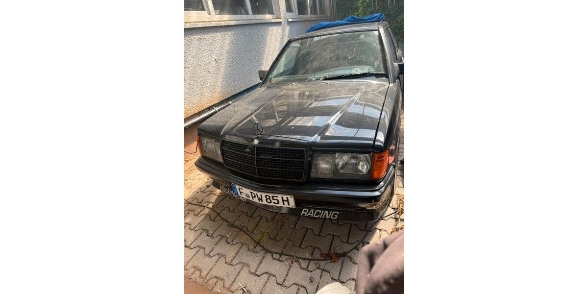 Mercedes-Benz 190 164.579 km 17.500 &euro; Frankfurt 65936