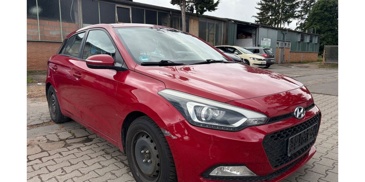 Hyundai i20 220.000 km 3.500 &euro; Dietzenbach 63128