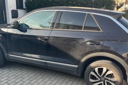 VW T-Roc 140.000 km 17.100 &euro; Frankfurt 65795