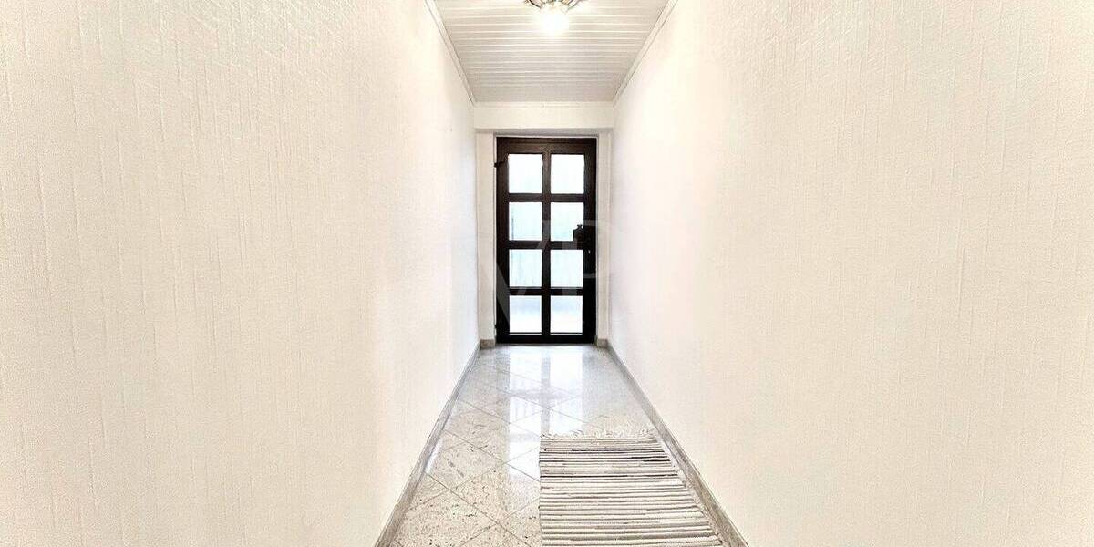 Mehrfamilienhaus, Wohnhaus Kriftel - 8 Zimmer, 215 m&sup2;, 720.000&euro; | Angebot:26160420