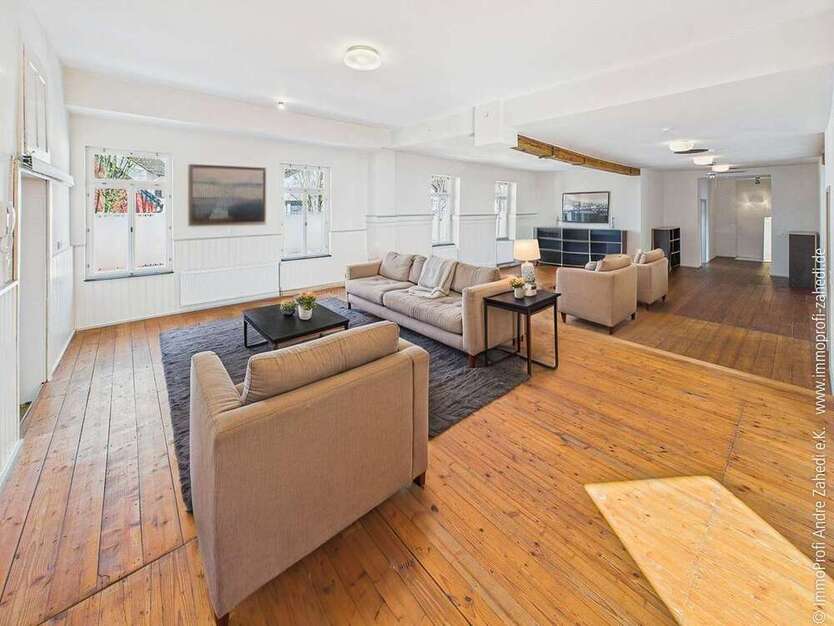 Wohnung zum Kaufen in Roßdorf 475.000 € 229.5 m²