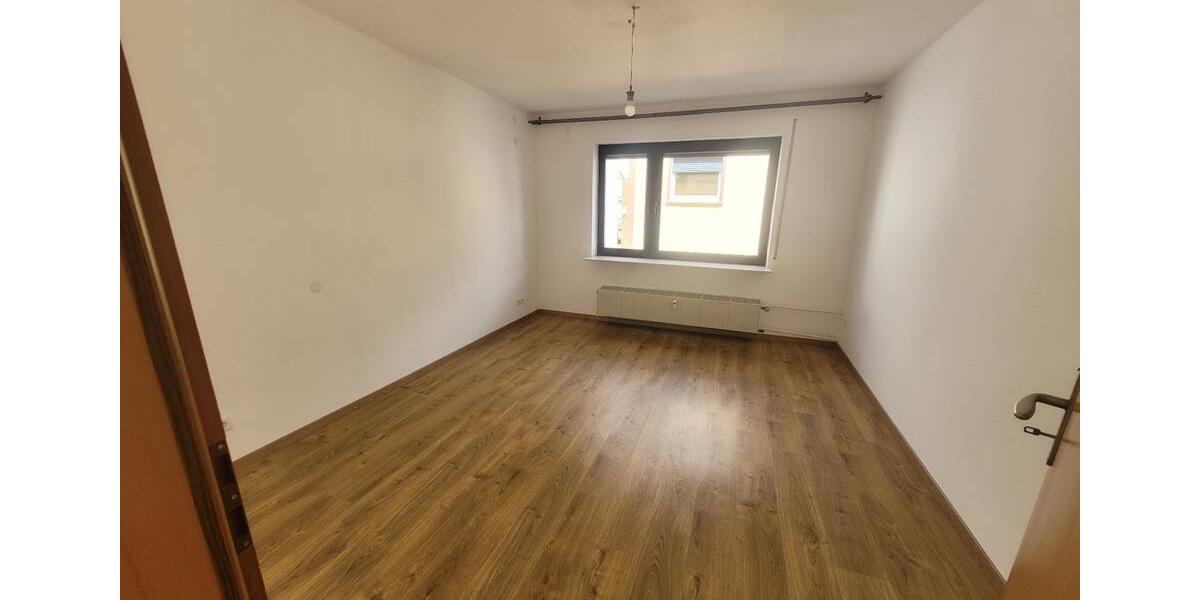 Etagenwohnung Bürstadt - 2.5 Zimmer, 74 m&sup2;, 940&euro; | Angebot:26457608