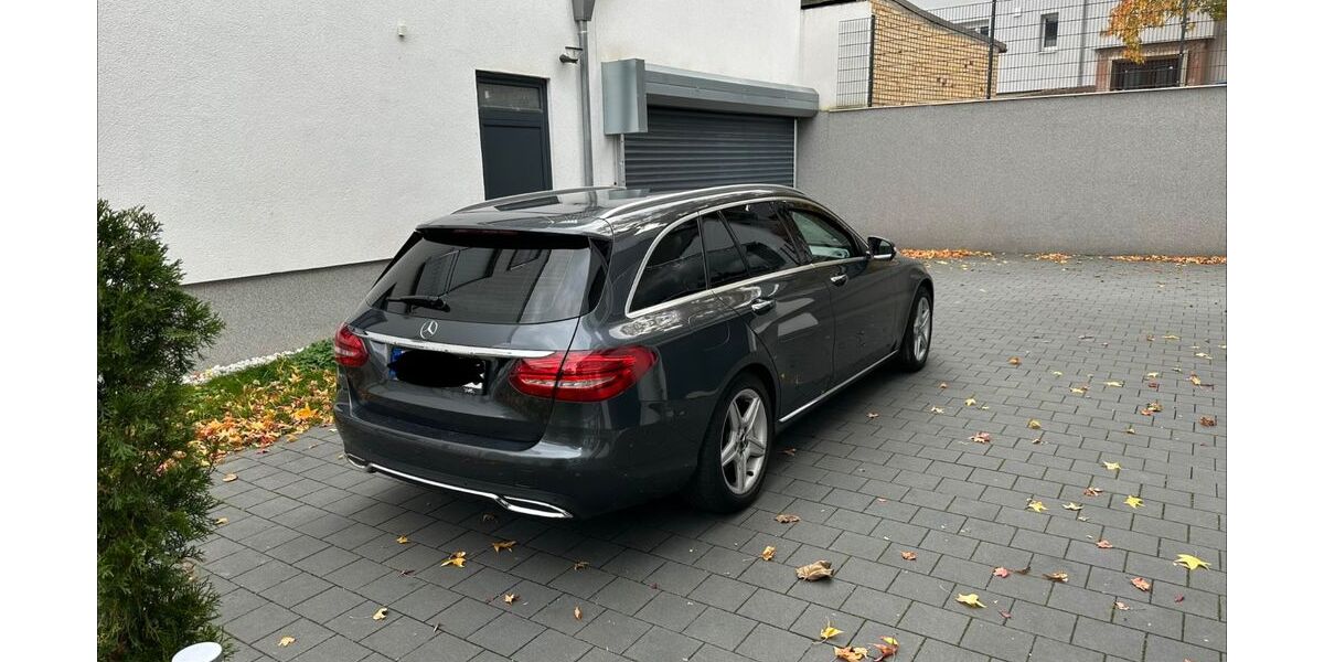 Mercedes-Benz C 250 267.000 km 10.800 &euro; Offenbach am Main 63073