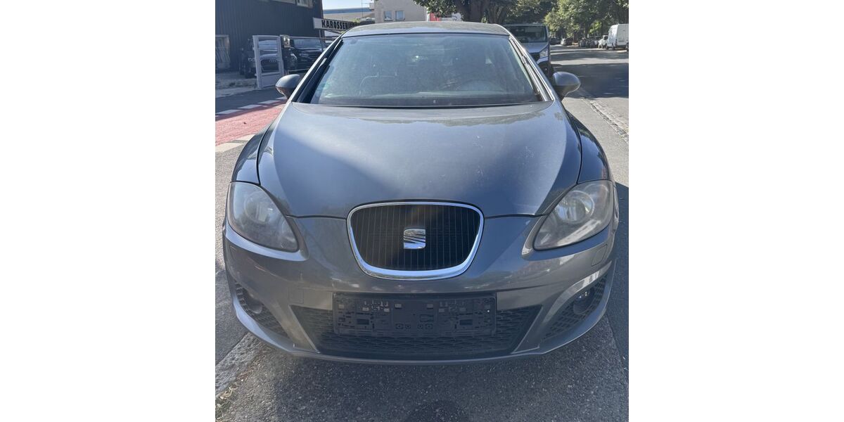 Seat Leon 222.071 km 2.850 &euro; Frankfurt 60388