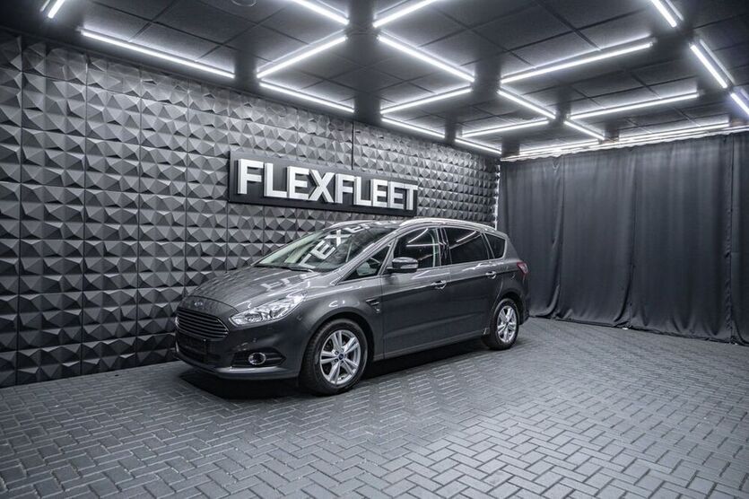 S-Max