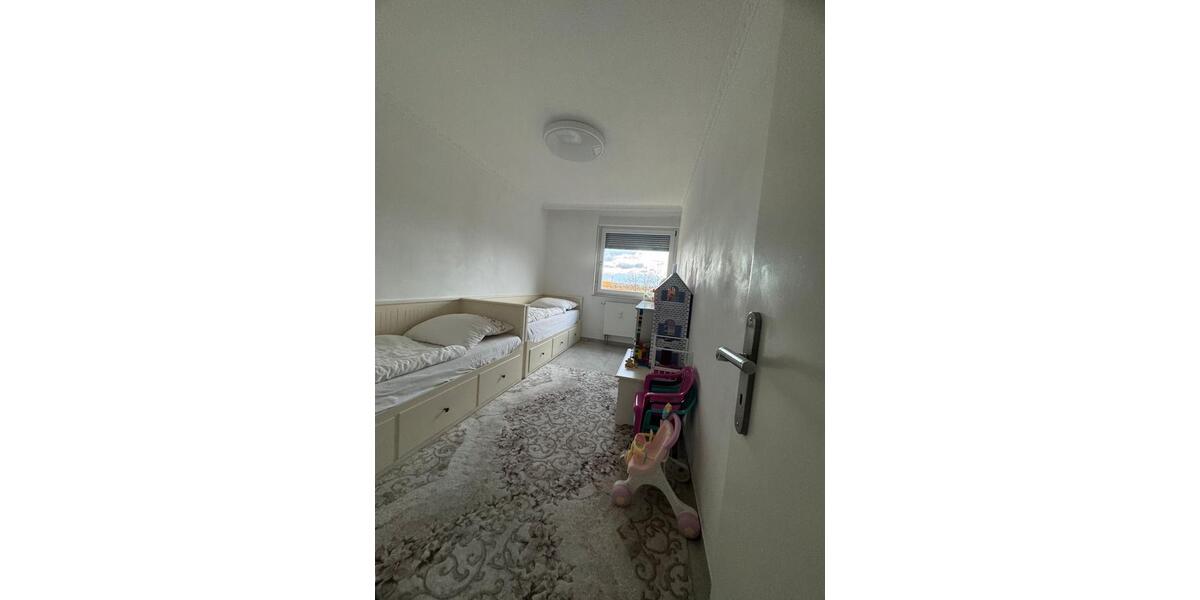 Etagenwohnung Hattersheim am Main - 3 Zimmer, 81 m&sup2;, 320.000&euro; | Angebot:25208729