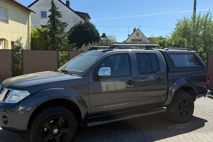 Nissan Navara 110.000 km 17.900 &euro; Massenheim 65239