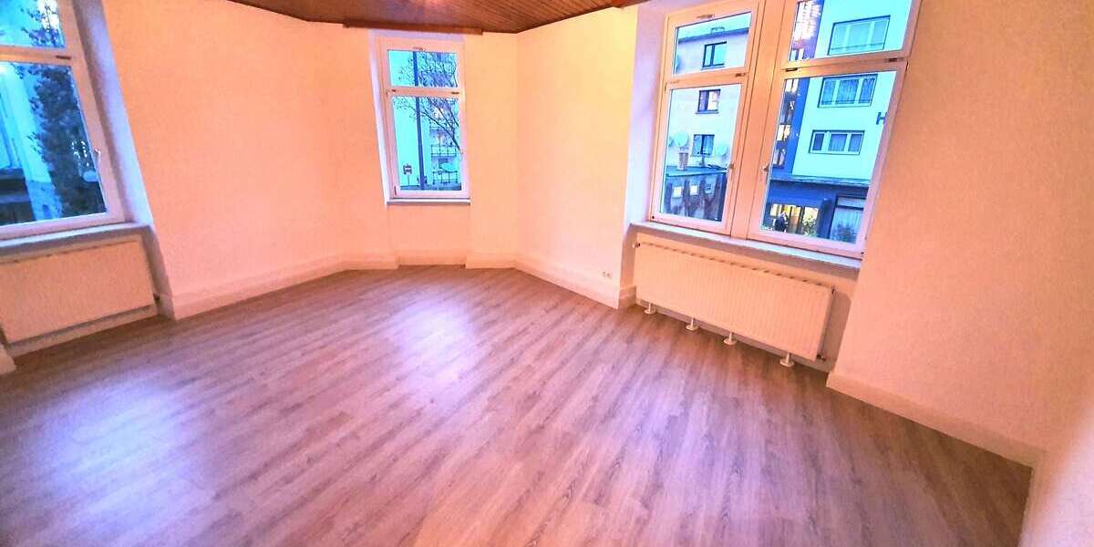 Etagenwohnung Offenbach Hafen - 3 Zimmer, 75 m&sup2;, 825&euro; | Angebot:26999822
