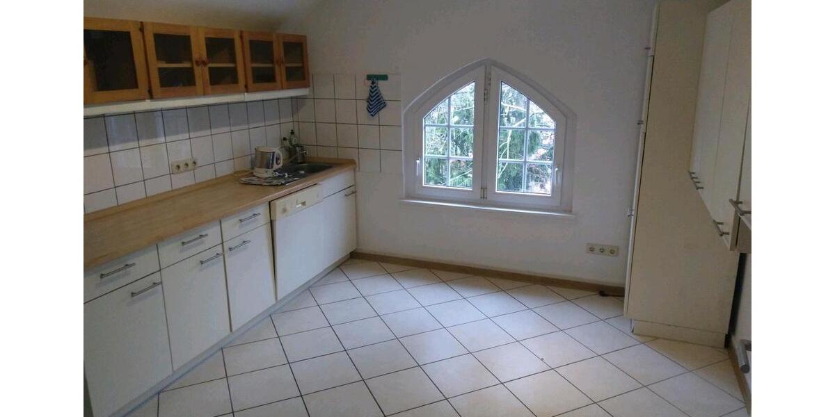 Dachgeschoßwohnung Darmstadt Eberstadt - 4 Zimmer, 115 m&sup2;, 2.350&euro; | Angebot:24752028
