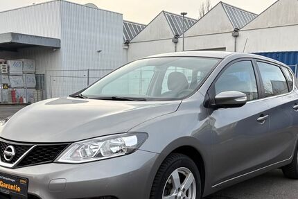 Nissan Pulsar 82.000 km 7.900 &euro; Frankfurt 60386