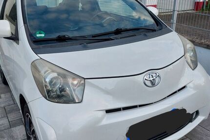 Toyota IQ 122.000 km 5.950 &euro; Mühltal 64367