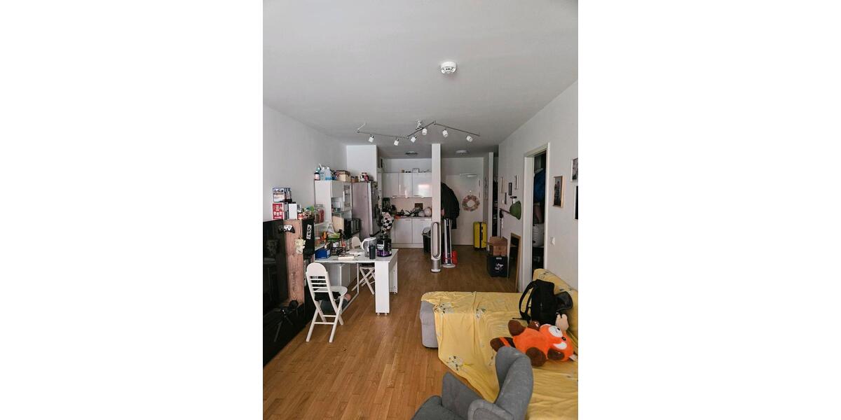 Erdgeschoßwohnung Frankfurt am Main Ostend - 2.5 Zimmer, 62 m&sup2;, 1.470&euro; | Angebot:26636088