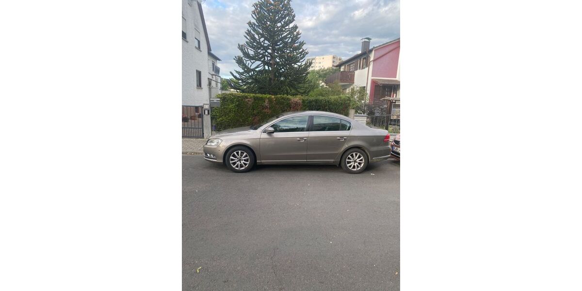 VW Passat 132.100 km 7.300 &euro; Dietzenbach 63128