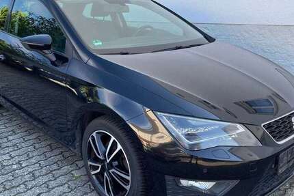 Seat Leon 199.208 km 4.900 &euro; Alsbach 64665
