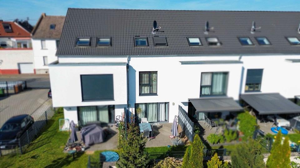 Reihenhaus Hattersheim am Main - 6 Zimmer, 146 m&sup2;, 689.000&euro; | Angebot:24619221