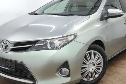 Toyota Auris 194.999 km 3.999 &euro; Bickenbach 64404