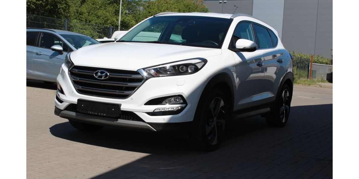 Hyundai TUCSON 94.600 km 15.900 &euro; Gernsheim 64579