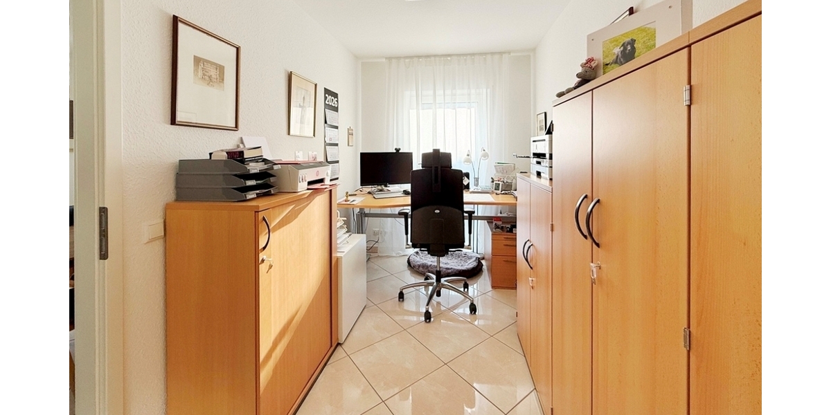 Hochwertige 3-Zimmer-Wohnung mit zwei Balkonen in begehrter Lage von Frankfurt-Sachsenhausen - Etagenwohnung Frankfurt Oberrad | Angebot:24762533