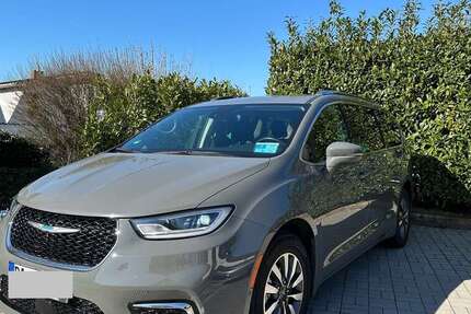 Chrysler Pacifica 62.000 km 34.800 € Pfungstadt 64319