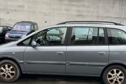 Opel Zafira 199.000 km 1.790 € Mainz - Mombach 55120