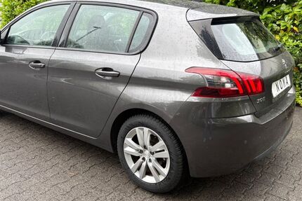 Peugeot 308 146.260 km 5.474 &euro; Frankfurt am Main 60389