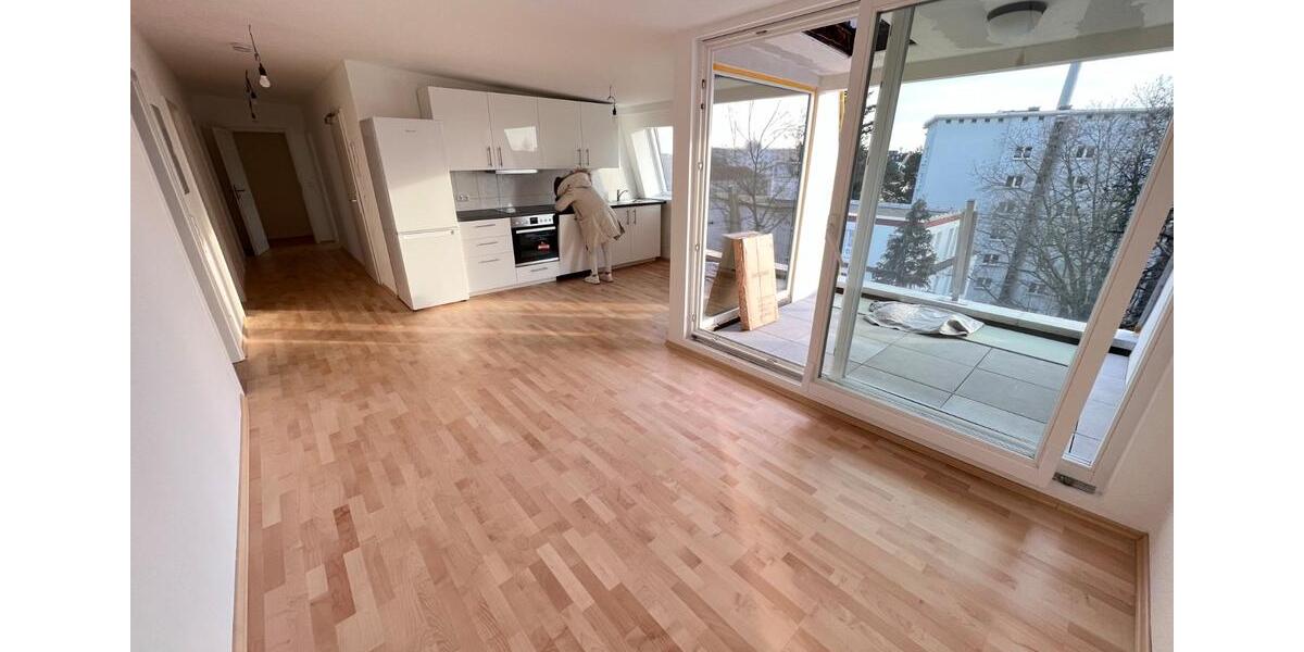 *Offenbach* 4-Zimmer-Albau-Wohnung mit Terrasse 4 zimmer