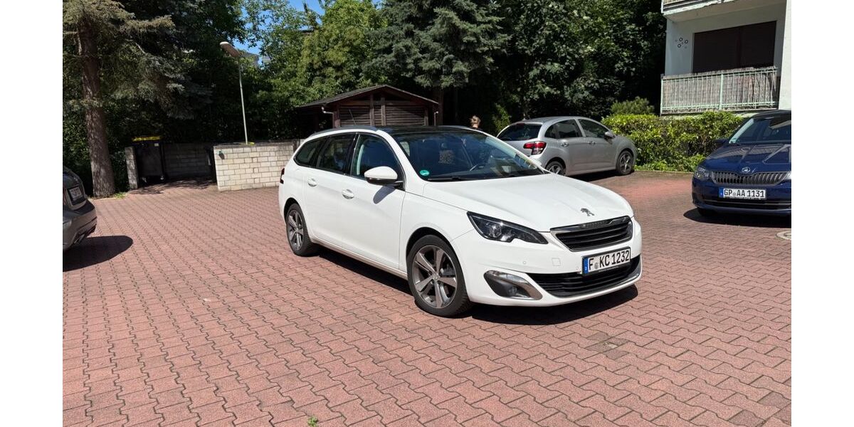 Peugeot 308 200.000 km 6.500 &euro; Frankfurt am Main 60433