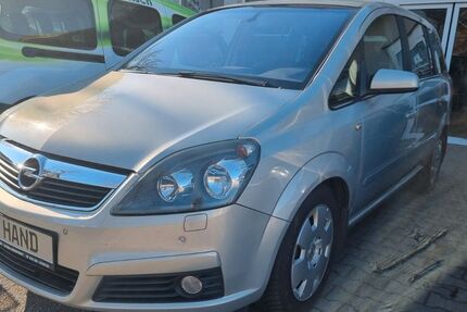 Opel Zafira 239.000 km 2.222 &euro; Riedstadt 64560