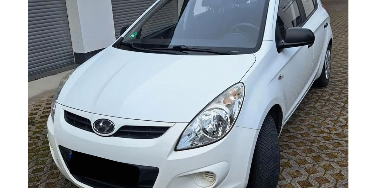 Hyundai i20 126.500 km 3.600 &euro; Ober Ramstadt 64372