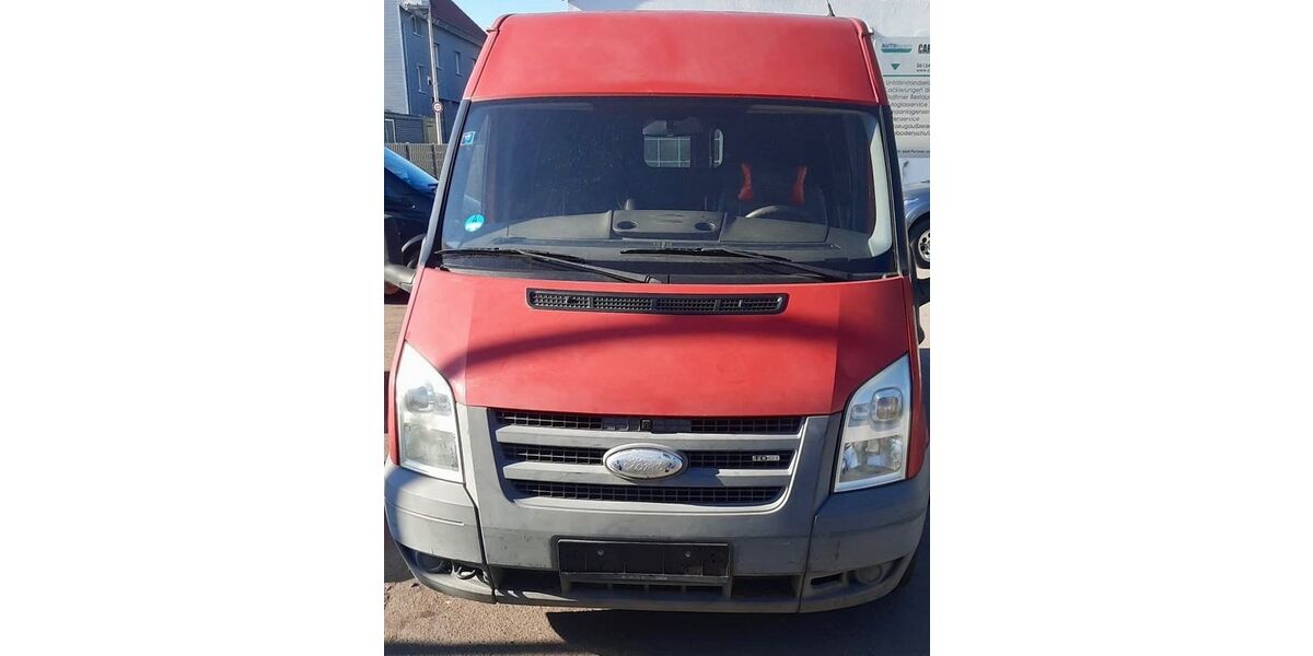 Ford Transit 125.848 km 3.299 &euro; Hochheim am Main 65239