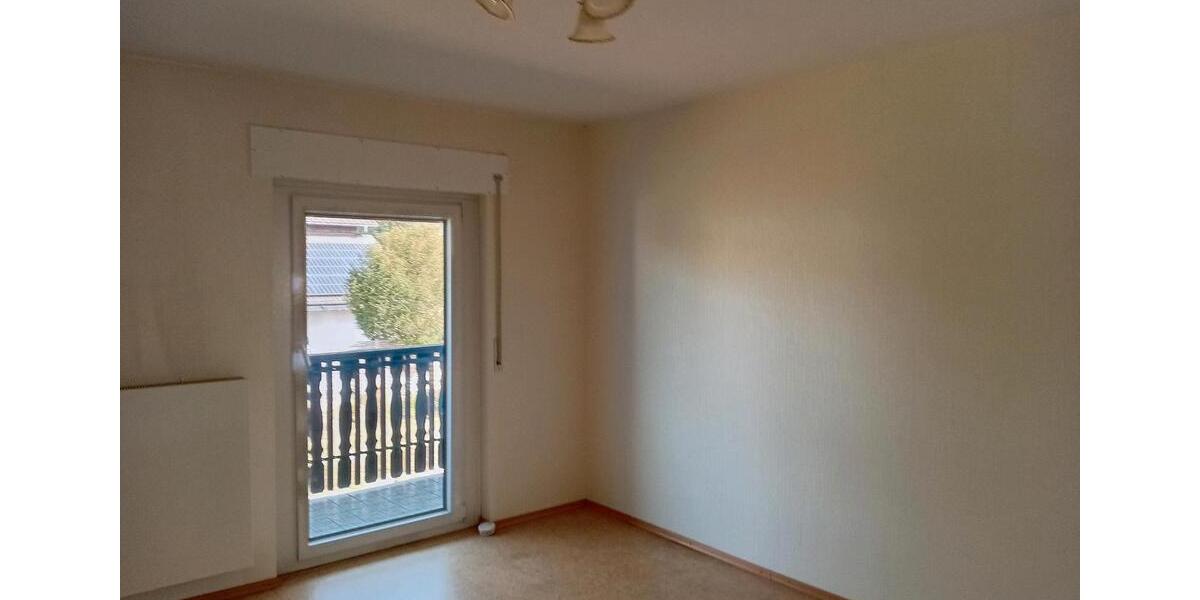 Etagenwohnung Lorsch - 3 Zimmer, 90 m&sup2;, 1.250&euro; | Angebot:25403287