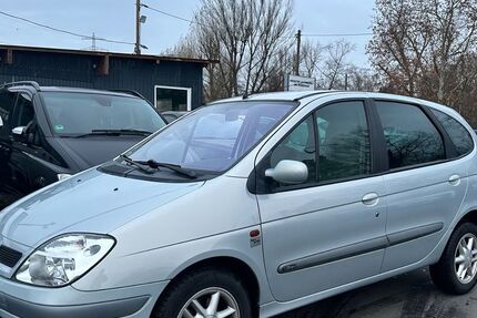 Renault Scenic 59.632 km 3.999 € Frankfurt am Main 60486
