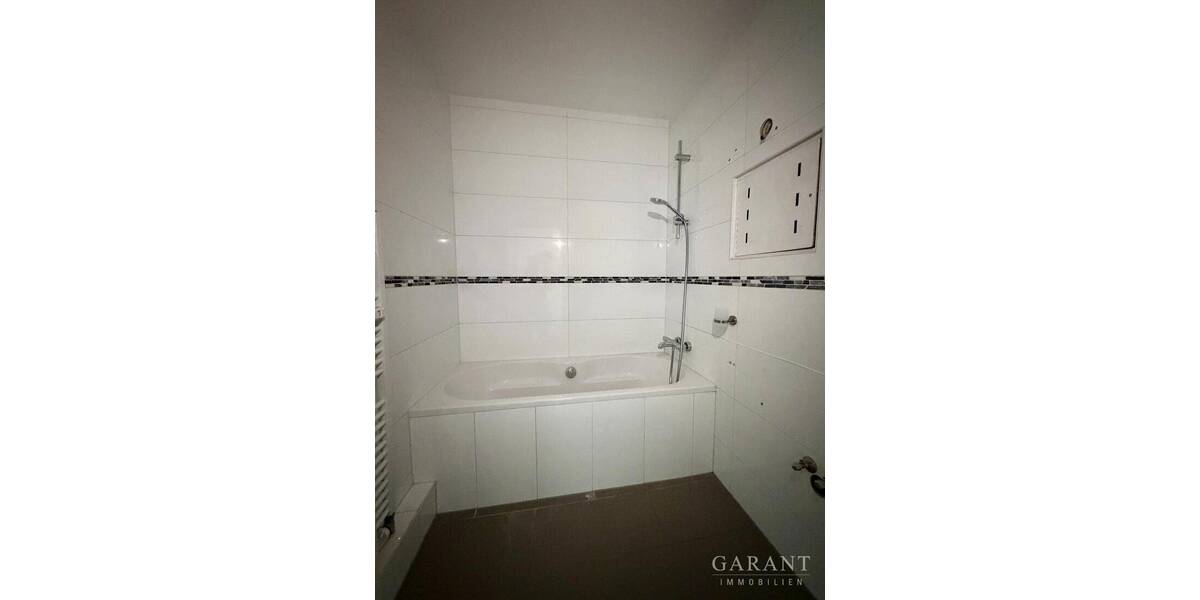 Etagenwohnung Darmstadt Kranichstein - 3 Zimmer, 87 m&sup2;, 235.000&euro; | Angebot:26128778