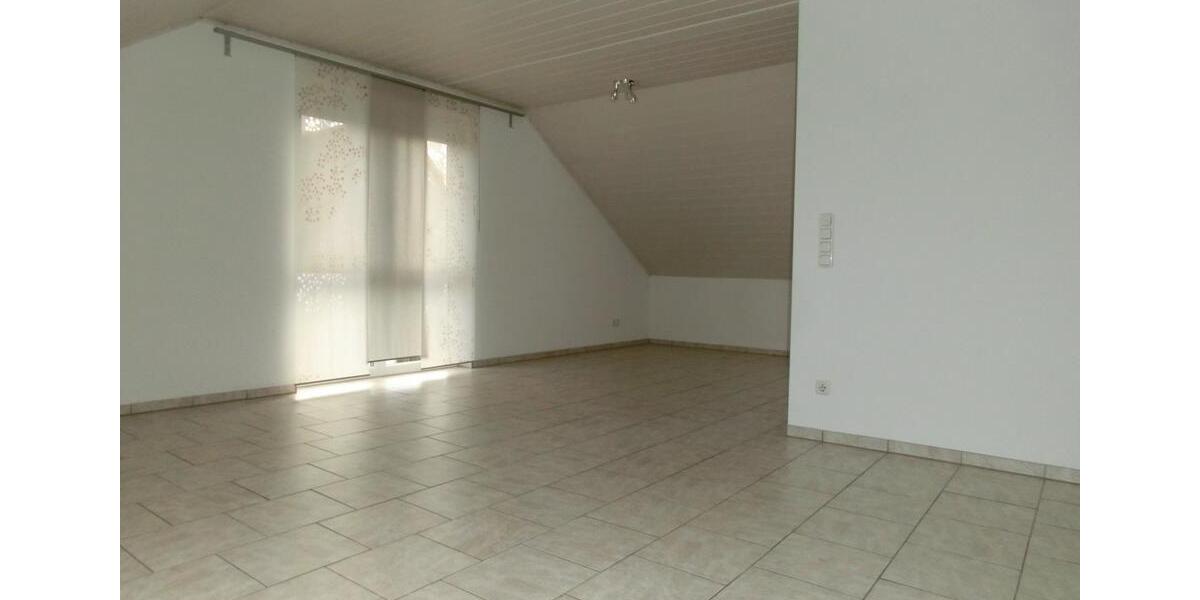 Dachgeschoßwohnung Groß-Umstadt Umstadt - 2 Zimmer, 70 m&sup2;, 630&euro; | Angebot:25380880