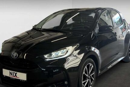 Toyota Yaris 27.158 km 21.670 &euro; Darmstadt 64293