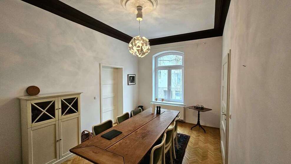 Wohnung zum Mieten in Frankfurt am Main 1.950 € 100 m²