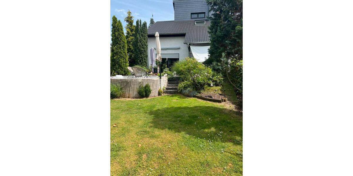 Doppelhaushälfte Rüsselsheim am Main - 7 Zimmer, 257 m&sup2;, 999.999&euro; | Angebot:26415390