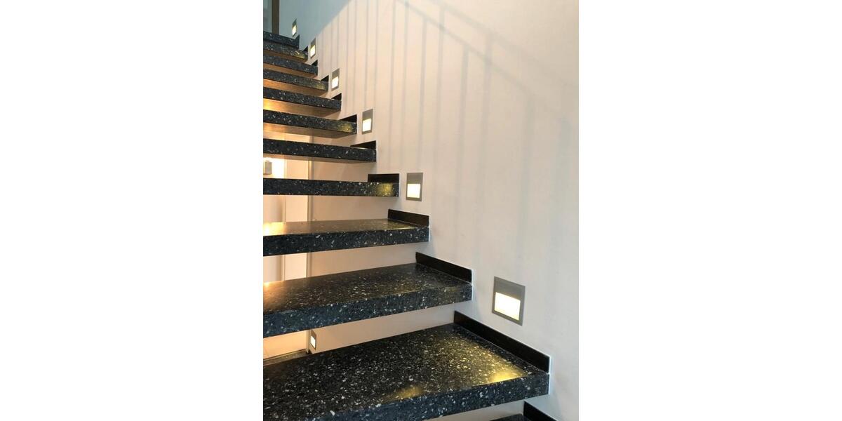Einfamilienhaus Dreieich - 9 Zimmer, 300 m&sup2;, 4.390&euro; | Angebot:26336525