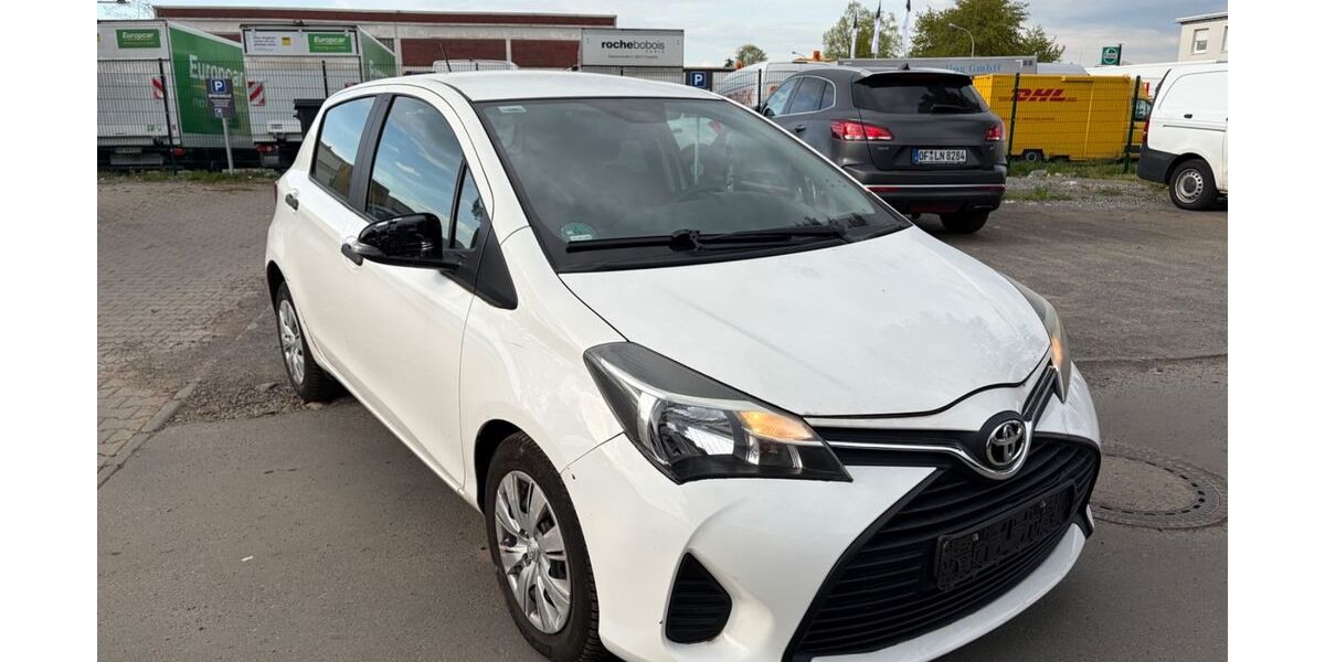 Toyota Yaris 63.000 km 6.500 &euro; Dietzenbach 63128