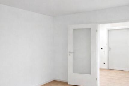 Möblierte Apartment mit großer Terrasse und Frankfurt-Nied 1 zimmer