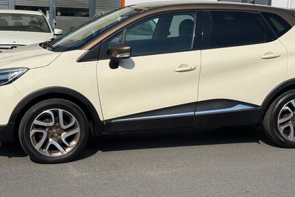 Renault Captur 125.000 km 9.999 &euro; Frankfurt am Main 60314