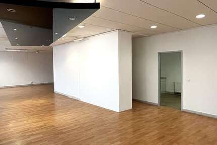 Einzelhandel in Bensheim 990 € 111 m² zimmer