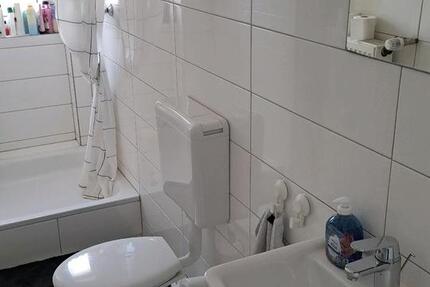 Wohnung Frankfurt am Main Schwanheim - 3 Zimmer, 65 m&sup2;, 1.100&euro; | Angebot:26403862